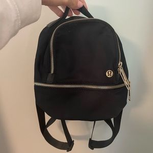 Lululemon mini backpack